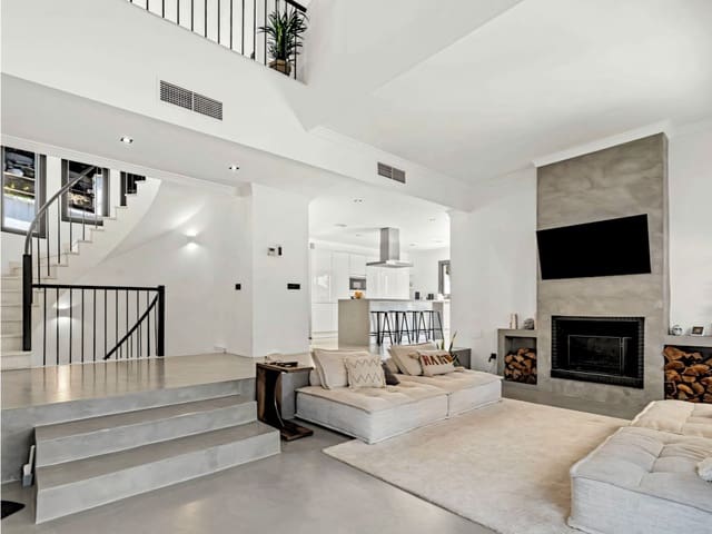 5 slaapkamer Villa te koop in New Golden Mile, Estepona met zwembad garage - € 995.000 (Ref: 9665794)