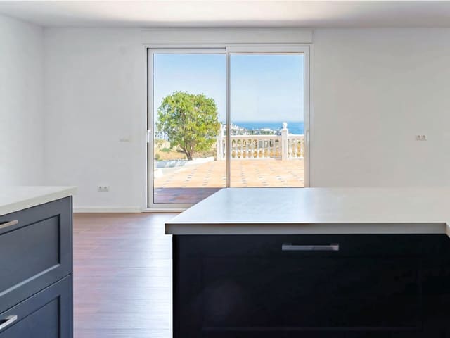 5 soverom Finca/Herregård til salgs i Estepona med svømmebasseng - € 995 000 (Ref: 9669879)