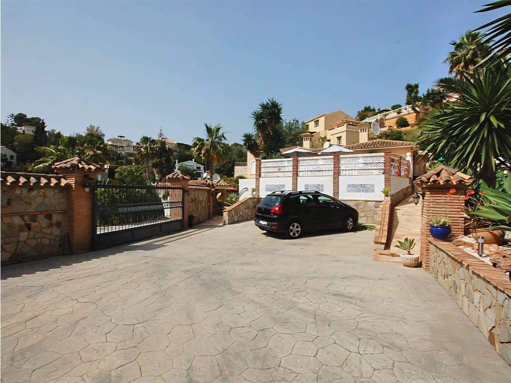 5 sovrum Villa till salu i Campo Mijas med pool - 695 000 € (Ref: 9673760)