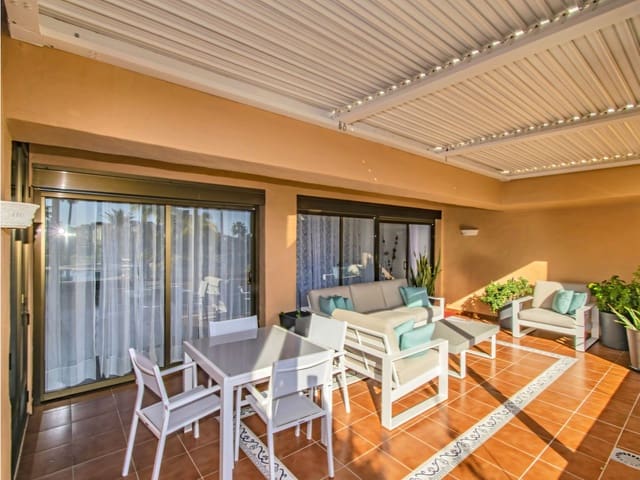 2 makuuhuone Huoneisto myytävänä paikassa Estepona mukana uima-altaan 
autotalli - 480 000 € (Ref: 9673762)