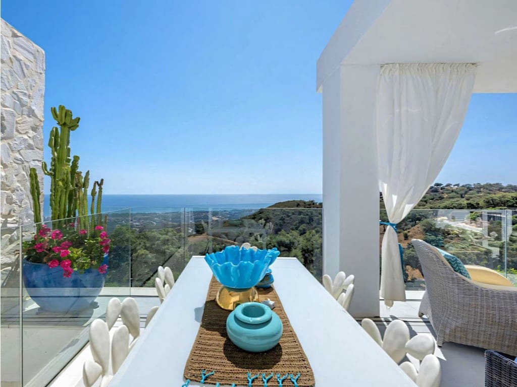 3 makuuhuone Omakotitalo myytävänä paikassa La Mairena mukana 
autotalli - 980 000 € (Ref: 9676707)