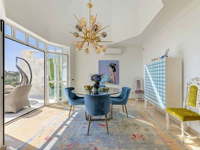 3 makuuhuone Omakotitalo myytävänä paikassa La Mairena, Ojen mukana 
autotalli - 980 000 € (Ref: 9676707)