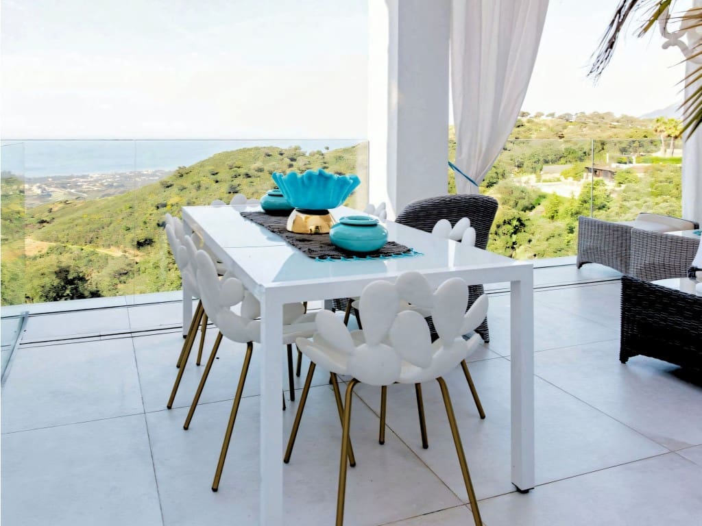 3 makuuhuone Omakotitalo myytävänä paikassa La Mairena mukana 
autotalli - 980 000 € (Ref: 9676707)