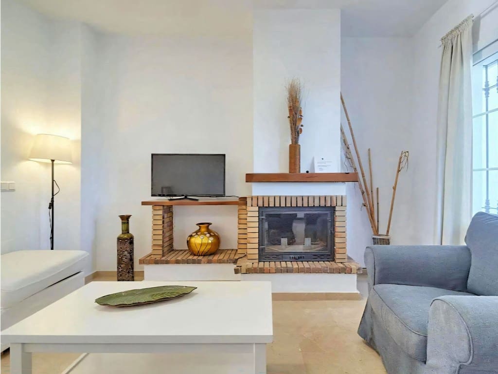 3 chambre Maison de Ville à vendre à Alhaurin de la Torre avec piscine garage - 47 990 € (Ref: 9679403)