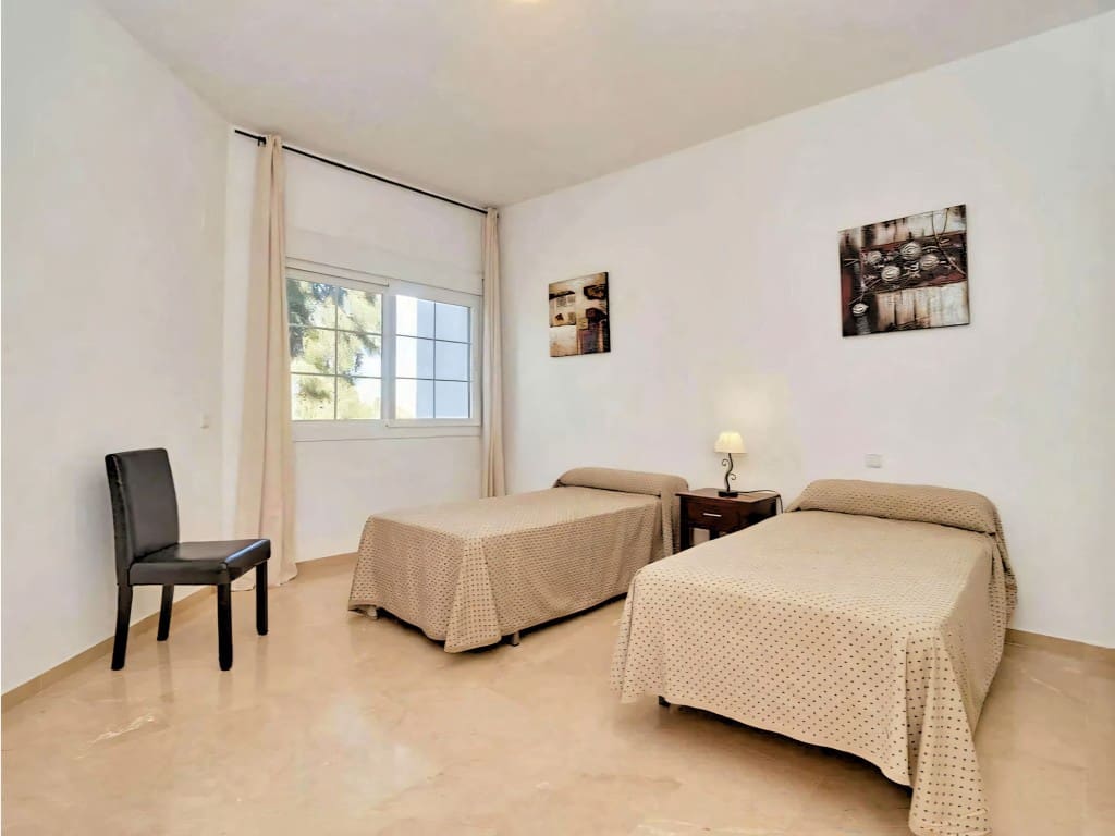 3 chambre Maison de Ville à vendre à Alhaurin de la Torre avec piscine garage - 47 990 € (Ref: 9679403)