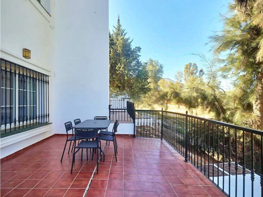 3 chambre Maison de Ville à vendre à Alhaurin de la Torre avec piscine garage - 47 990 € (Ref: 9679403)