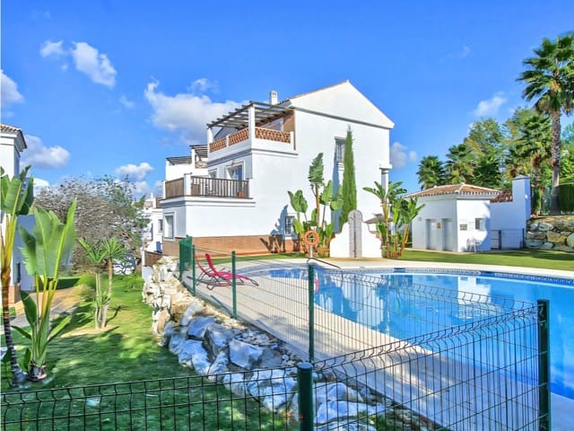 3 chambre Maison de Ville à vendre à Alhaurín de la Torre avec piscine garage - 47 990 € (Ref: 9679403)