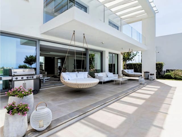 4 bedroom Villa for sale in Santa Clara, Marbella with pool garage - € 3,800,000 (Ref: 9682278)