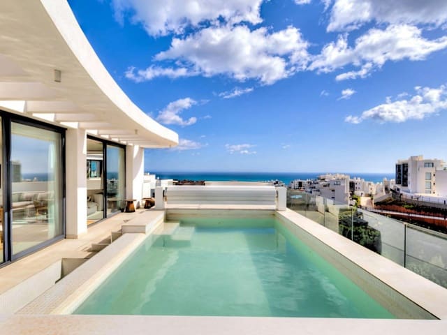 3 chambre Penthouse à vendre à Fuengirola avec piscine garage - 1 350 000 € (Ref: 9683364)