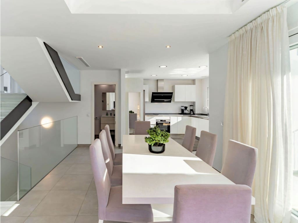 5 sypialnia Willa na sprzedaż w Fuengirola z basenem - 1 380 000 € (Ref: 9685980)