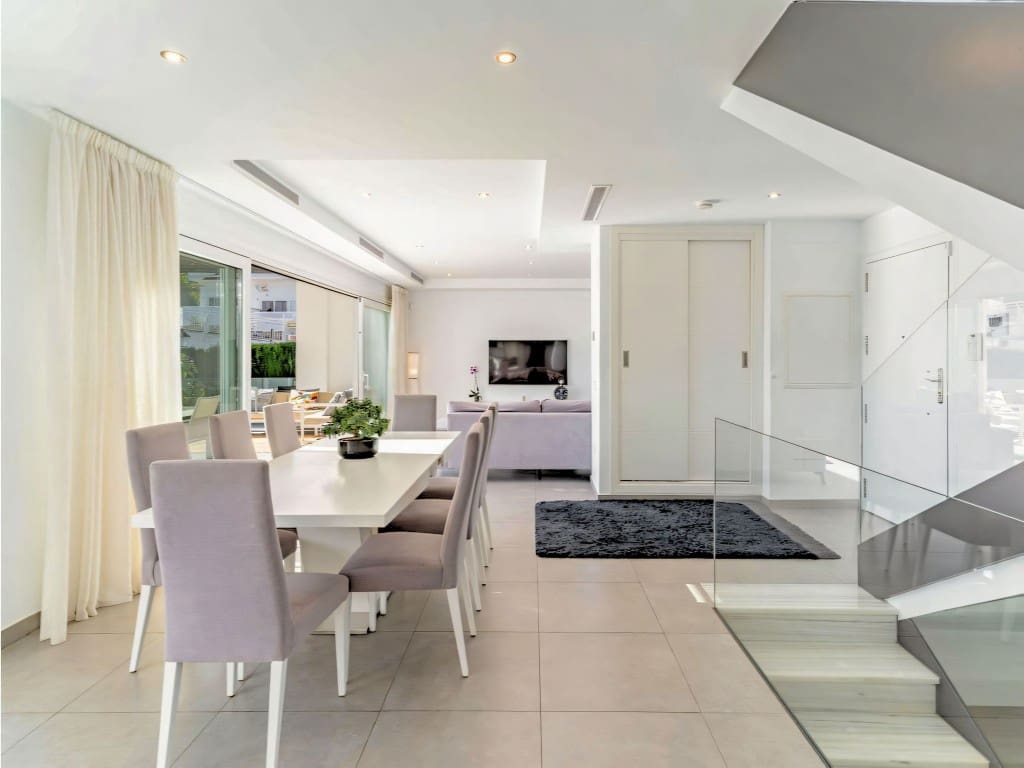 5 sypialnia Willa na sprzedaż w Fuengirola z basenem - 1 380 000 € (Ref: 9685980)