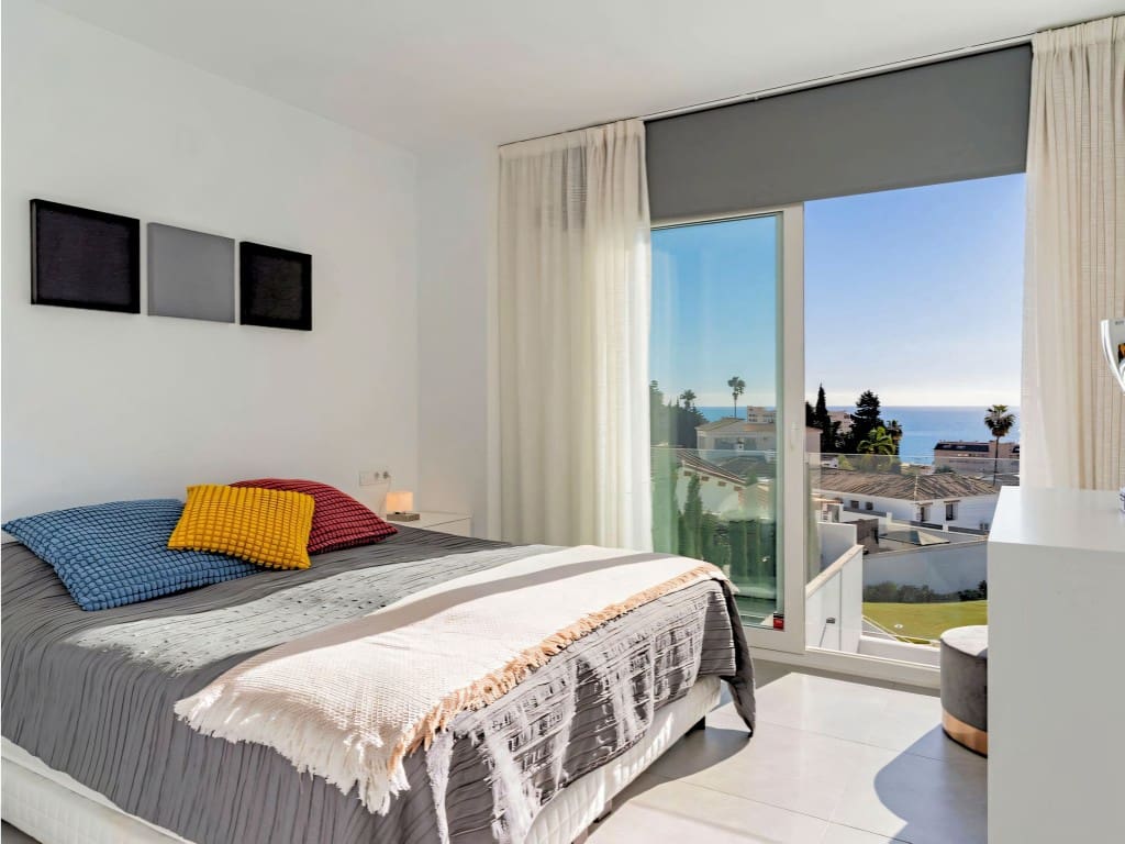 5 sypialnia Willa na sprzedaż w Fuengirola z basenem - 1 380 000 € (Ref: 9685980)