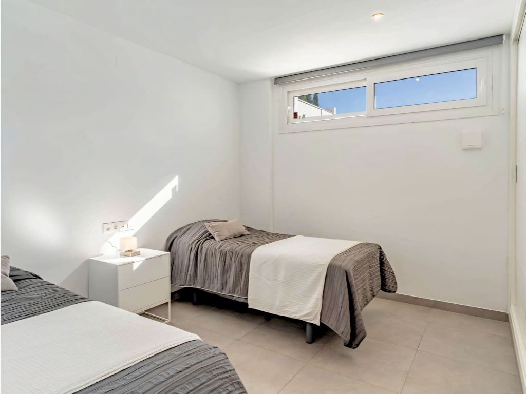 5 sypialnia Willa na sprzedaż w Fuengirola z basenem - 1 380 000 € (Ref: 9685980)