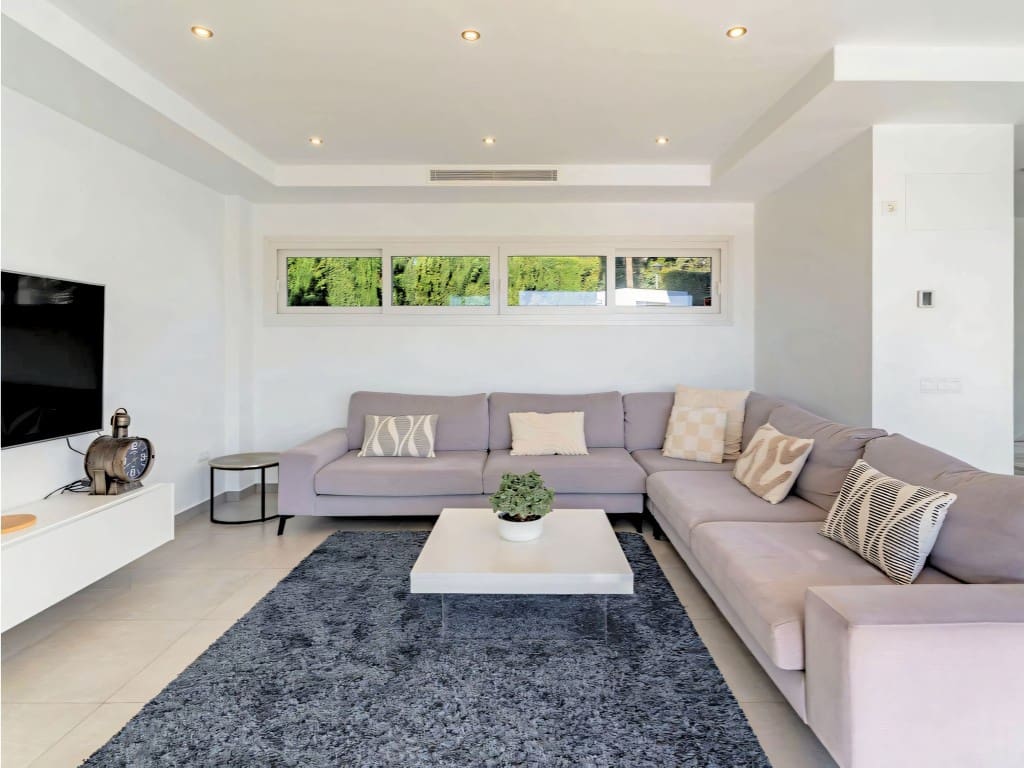 5 sypialnia Willa na sprzedaż w Fuengirola z basenem - 1 380 000 € (Ref: 9685980)