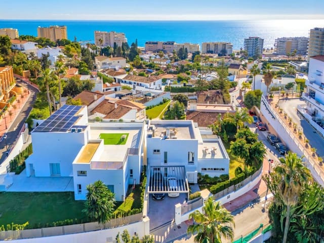 5 sypialnia Willa na sprzedaż w Torreblanca, Fuengirola z basenem - 1 380 000 € (Ref: 9685980)