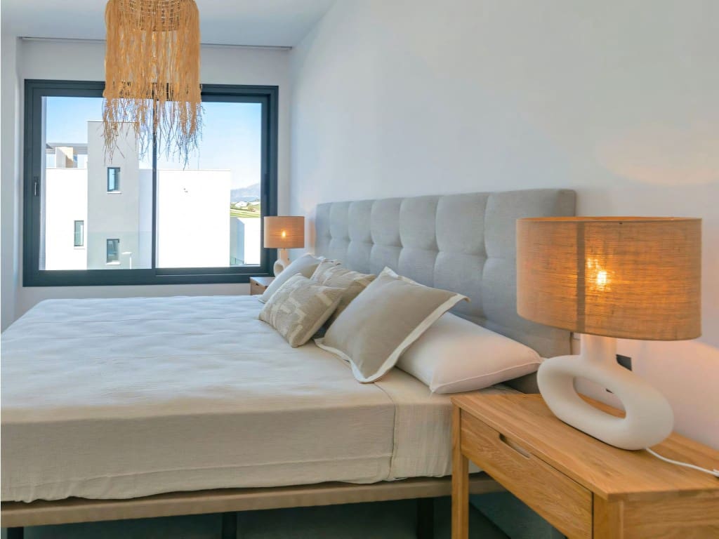 4 chambre Villa/Maison Semi-Mitoyenne à vendre à New Golden Mile avec piscine - 950 000 € (Ref: 9689973)