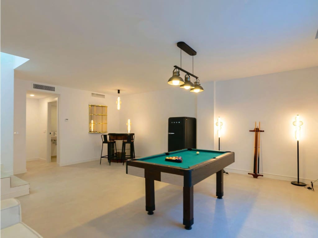 4 chambre Villa/Maison Semi-Mitoyenne à vendre à New Golden Mile avec piscine - 950 000 € (Ref: 9689973)
