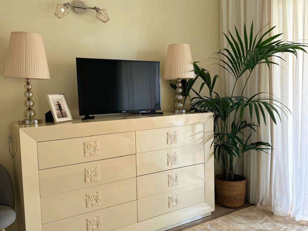 2 bedroom Apartment for sale in Elviria with pool garage - € 750,000 (Ref: 9694631)