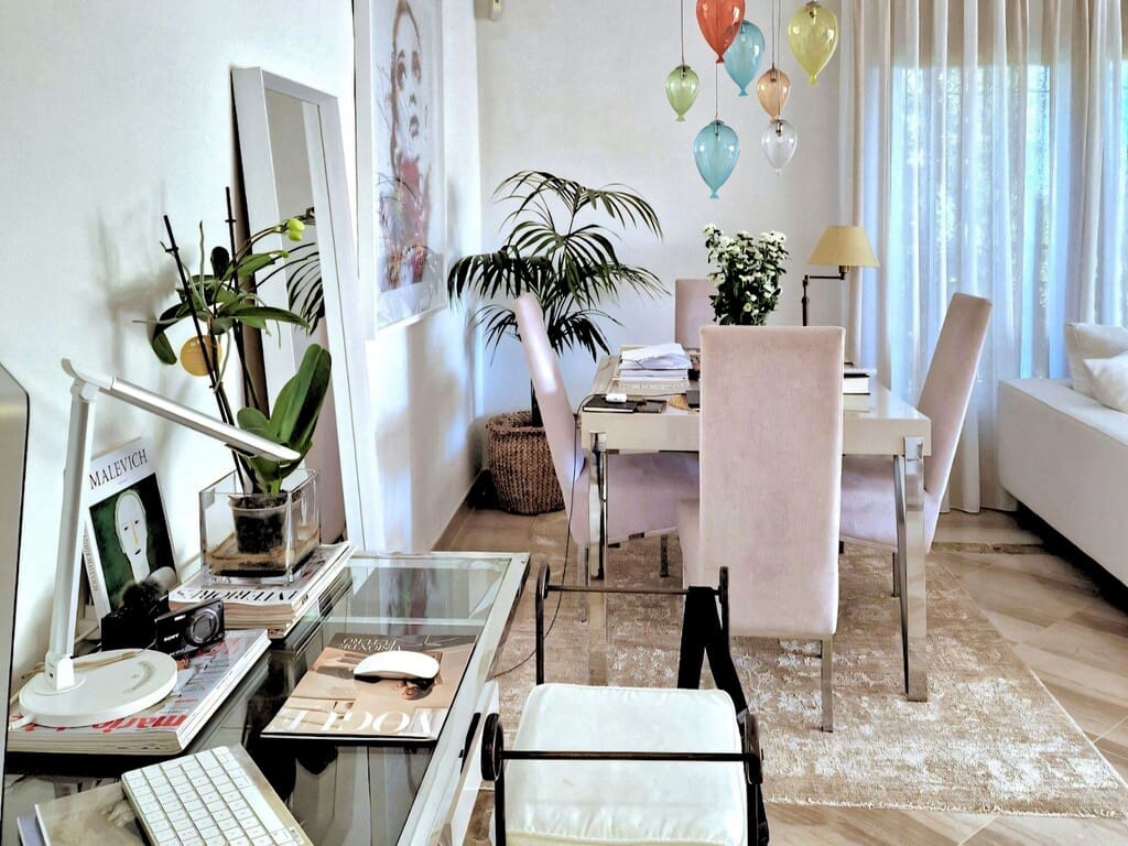 2 bedroom Apartment for sale in Elviria with pool garage - € 750,000 (Ref: 9694631)