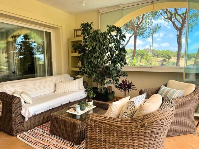 2 Zimmer Apartment zu verkaufen in Elviria, Marbella mit Pool Garage - 750.000 € (Ref: 9694631)