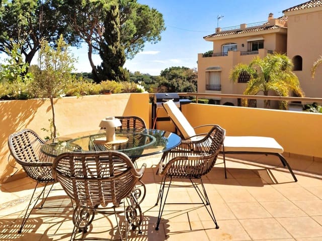 2 Zimmer Apartment zu verkaufen in Elviria, Marbella mit Pool Garage - 750.000 € (Ref: 9694631)