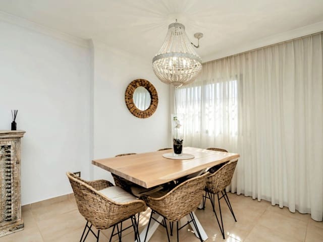 5 Zimmer Villa zu verkaufen in El Paraiso, Estepona mit Pool Garage - 1.600.000 € (Ref: 9694632)