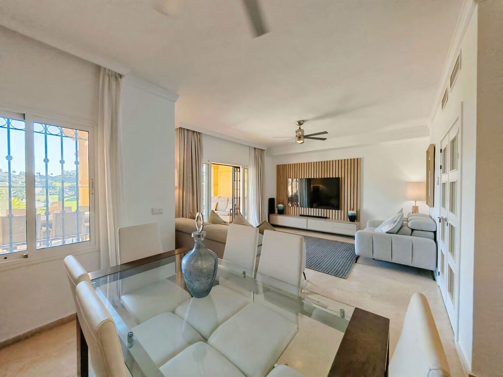 Casa de 4 habitaciones en Riviera del Sol en venta con piscina garaje - 649.000 € (Ref: 9697997)