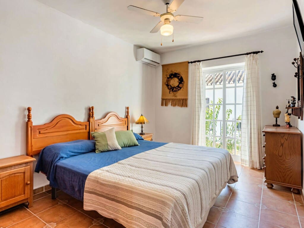 2 slaapkamer Huis te koop in Fuengirola - € 395.000 (Ref: 9697998)