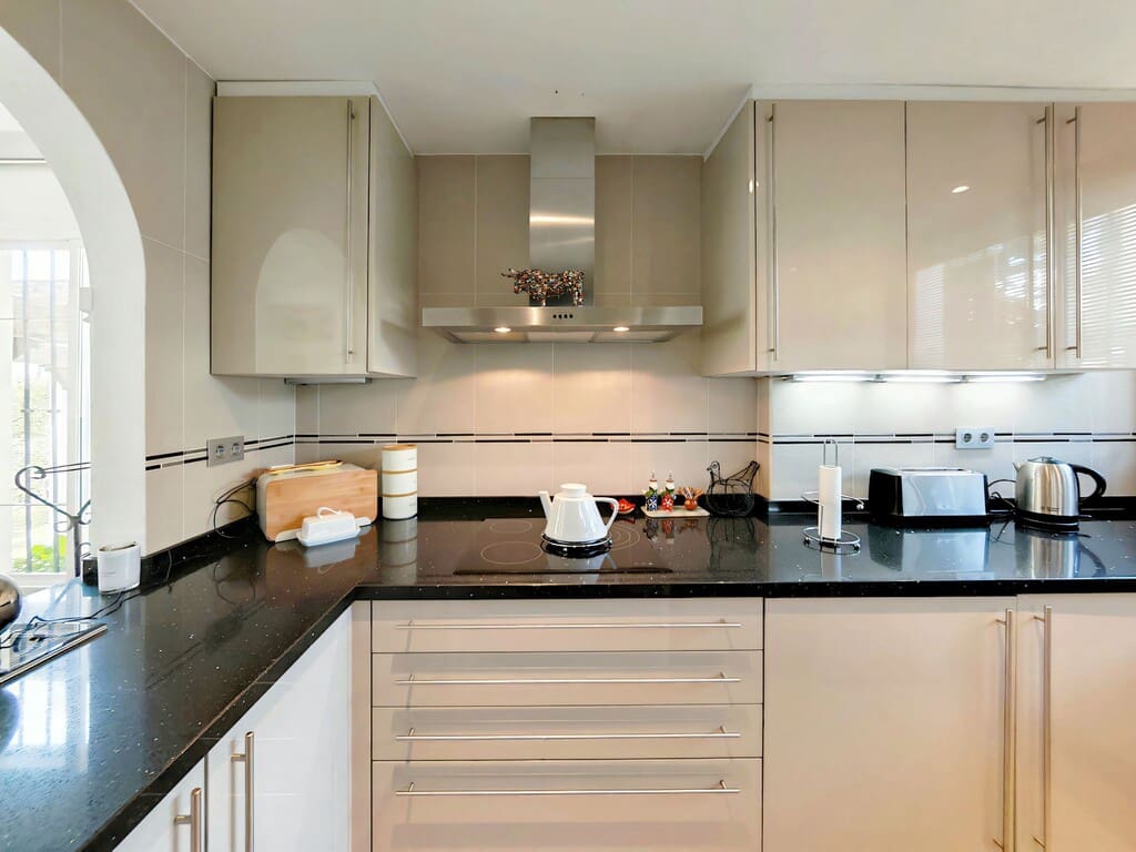 2 bedroom Apartment for sale in Riviera del Sol with pool - € 310,000 (Ref: 9706152)