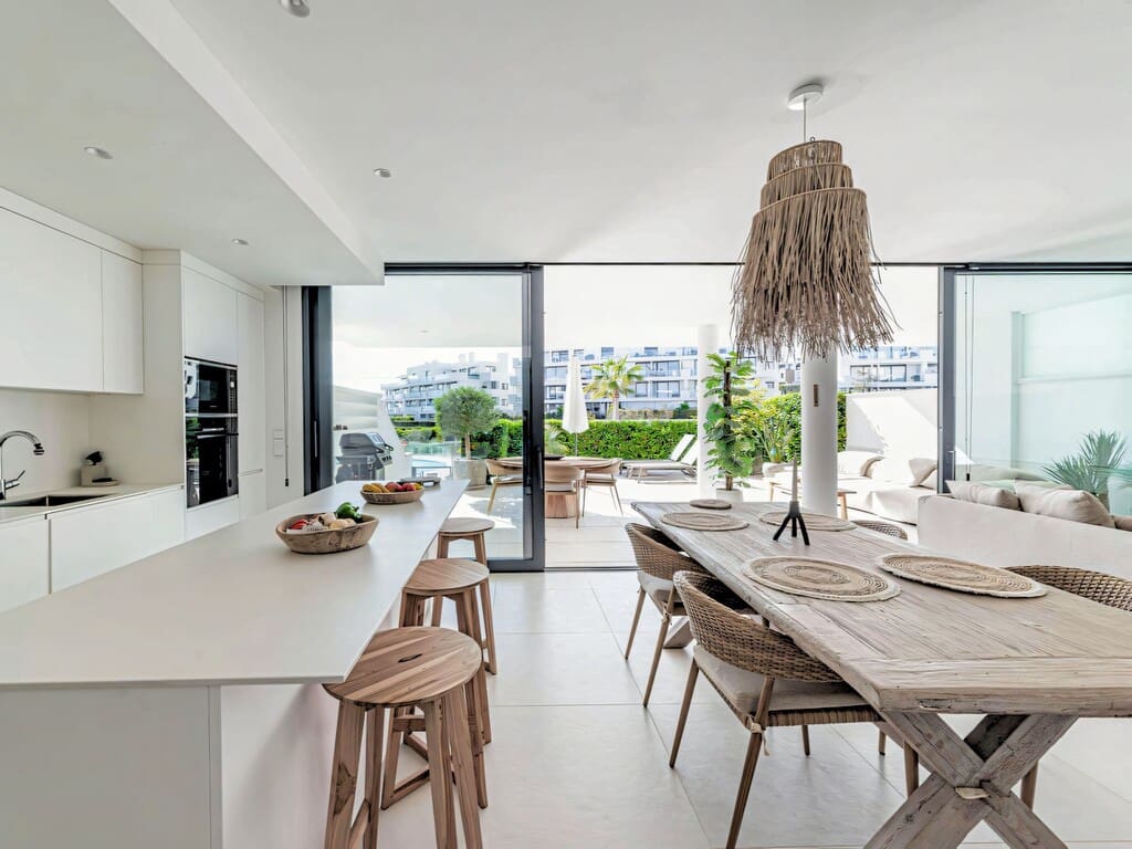 2 sovrum Lägenhet till salu i Fuengirola med pool garage - 730 000 € (Ref: 9710983)