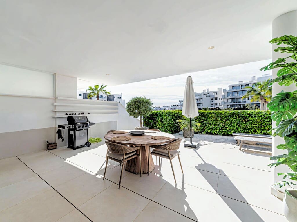 2 sovrum Lägenhet till salu i Fuengirola med pool garage - 730 000 € (Ref: 9710983)