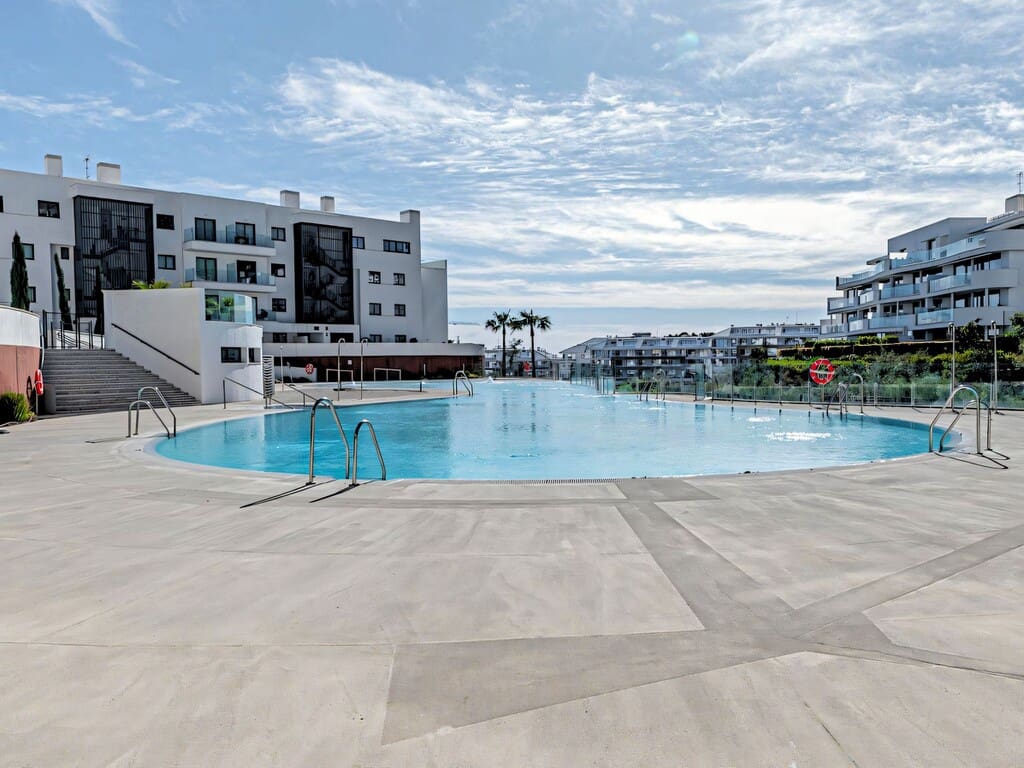 2 sovrum Lägenhet till salu i Fuengirola med pool garage - 730 000 € (Ref: 9710983)