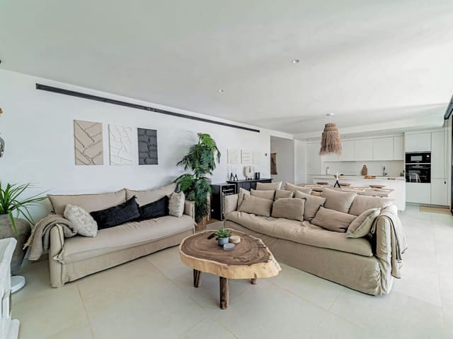 2 sovrum Lägenhet till salu i El Higuerón, Fuengirola med pool garage - 730 000 € (Ref: 9710983)