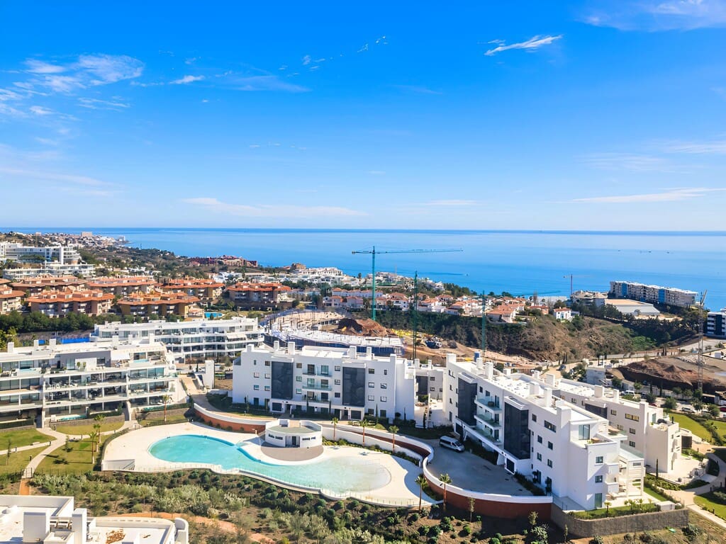 2 sovrum Lägenhet till salu i Fuengirola med pool garage - 730 000 € (Ref: 9710983)