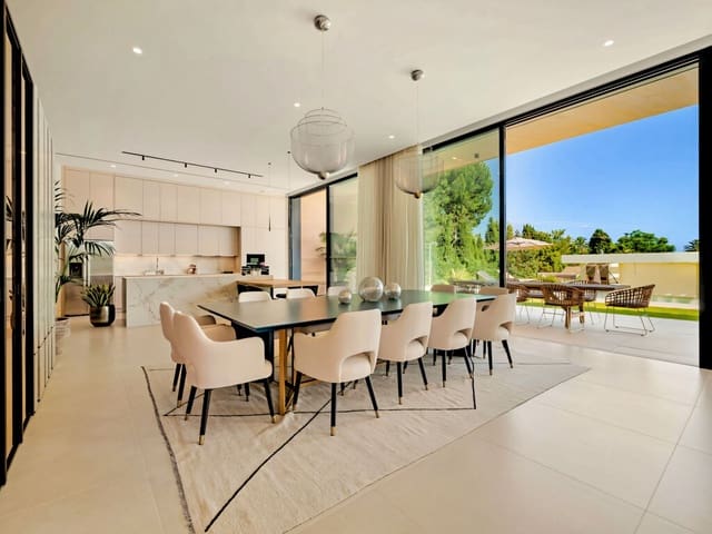 6 soveværelse Villa til salg i San Pedro de Alcantara, Marbella med swimmingpool garage - € 5.995.000 (Ref: 9710984)