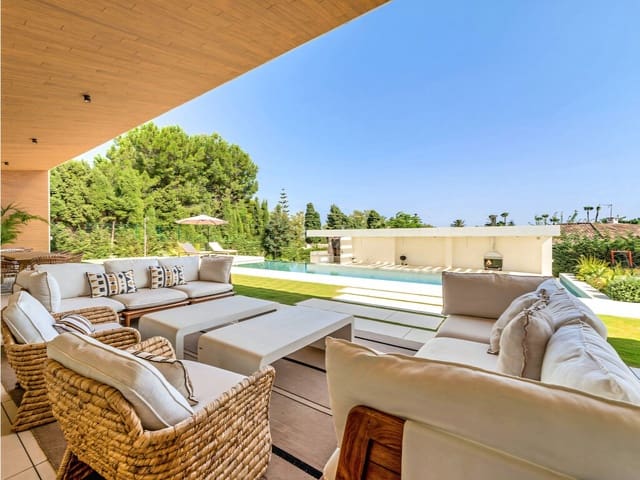 6 soveværelse Villa til salg i San Pedro de Alcantara, Marbella med swimmingpool garage - € 5.995.000 (Ref: 9710984)