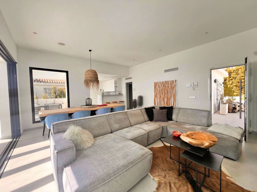 Chalet de 5 habitaciones en Mijas Costa en venta con piscina garaje - 1.450.000 € (Ref: 9714445)