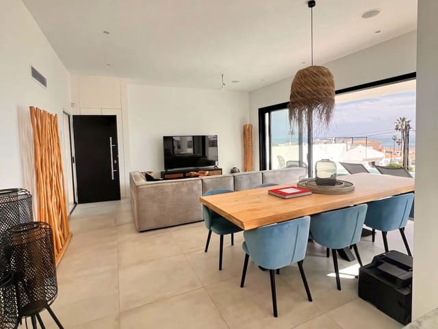 Chalet de 5 habitaciones en Mijas Costa, Mijas en venta con piscina garaje - 1.450.000 € (Ref: 9714445)