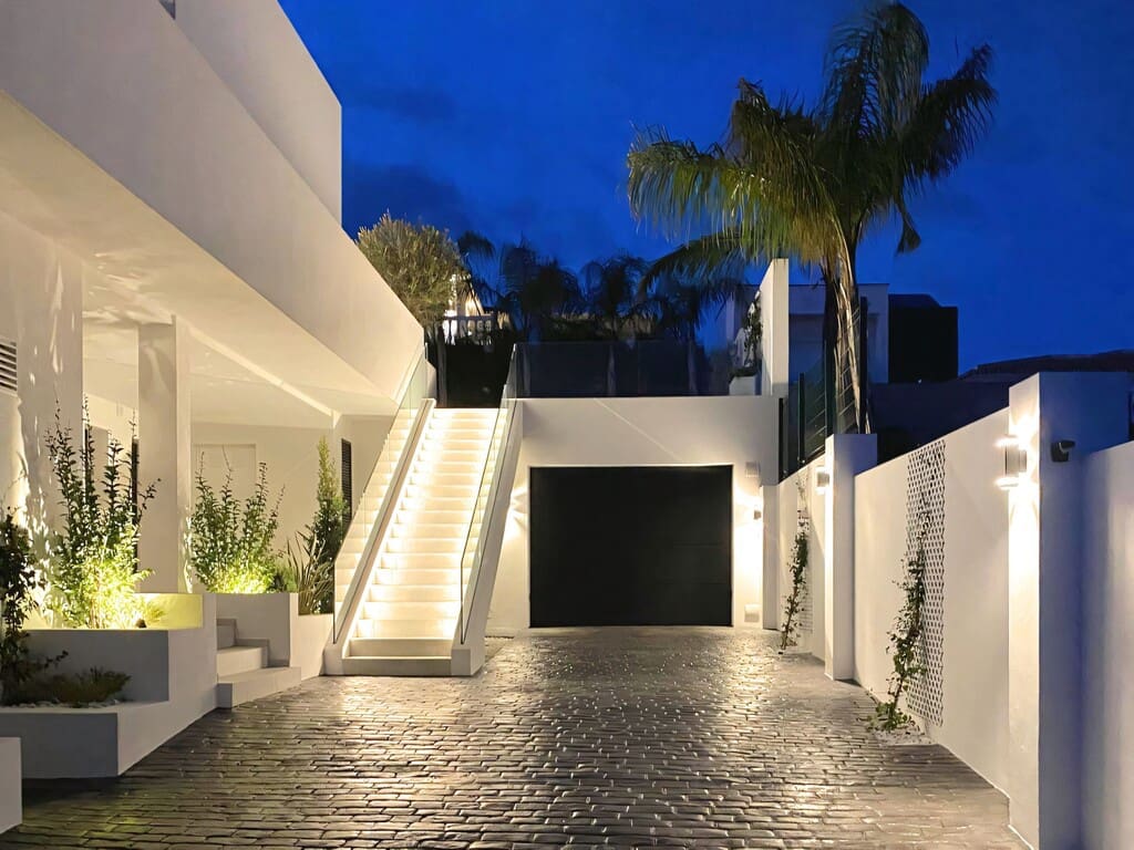 Chalet de 5 habitaciones en Mijas Costa en venta con piscina garaje - 1.450.000 € (Ref: 9714445)