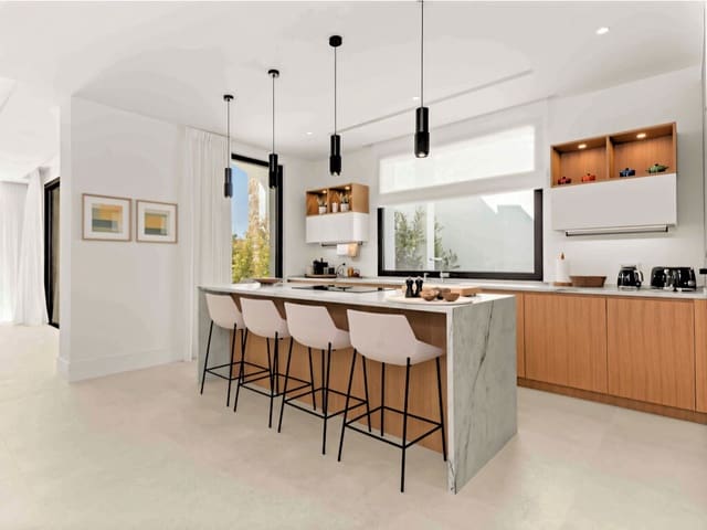 5 slaapkamer Villa te koop in San Pedro de Alcantara, Marbella met zwembad garage - € 3.695.000 (Ref: 9714446)