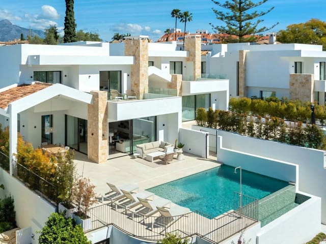 5 slaapkamer Villa te koop in San Pedro de Alcantara, Marbella met zwembad garage - € 3.695.000 (Ref: 9714446)