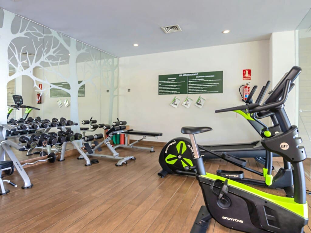 3 Zimmer Apartment zu verkaufen in Benahavis mit Pool Garage - 780.000 € (Ref: 9719412)