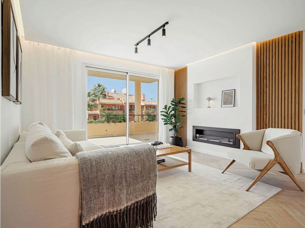 3 soverom Penthouse til salgs i New Golden Mile med svømmebasseng garasje - € 995 000 (Ref: 9719413)