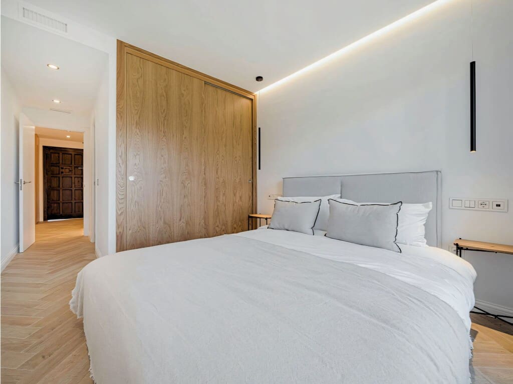 3 soverom Penthouse til salgs i New Golden Mile med svømmebasseng garasje - € 995 000 (Ref: 9719413)