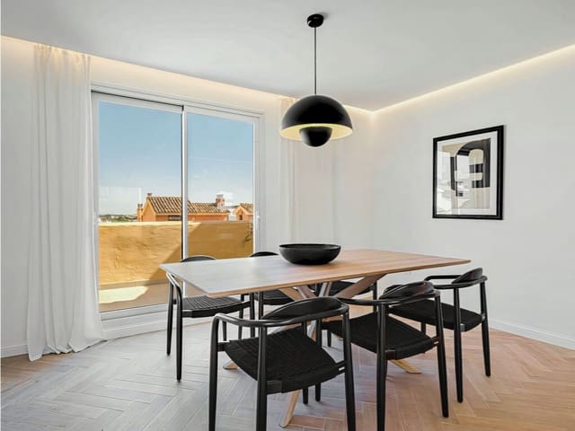 3 soverom Penthouse til salgs i New Golden Mile, Estepona med svømmebasseng garasje - € 995 000 (Ref: 9719413)