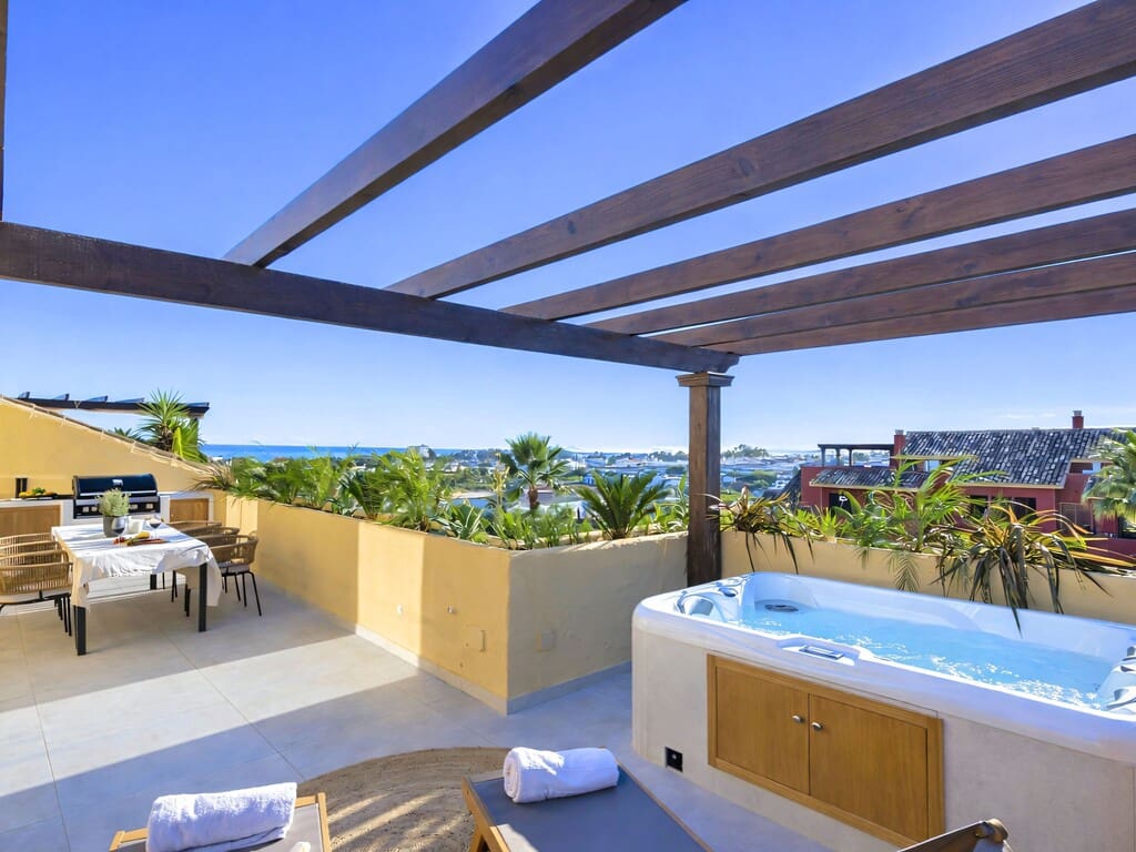 3 soverom Penthouse til salgs i New Golden Mile med svømmebasseng garasje - € 995 000 (Ref: 9719413)