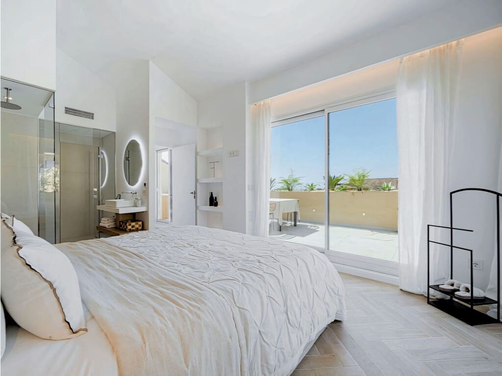 3 soverom Penthouse til salgs i New Golden Mile med svømmebasseng garasje - € 995 000 (Ref: 9719413)