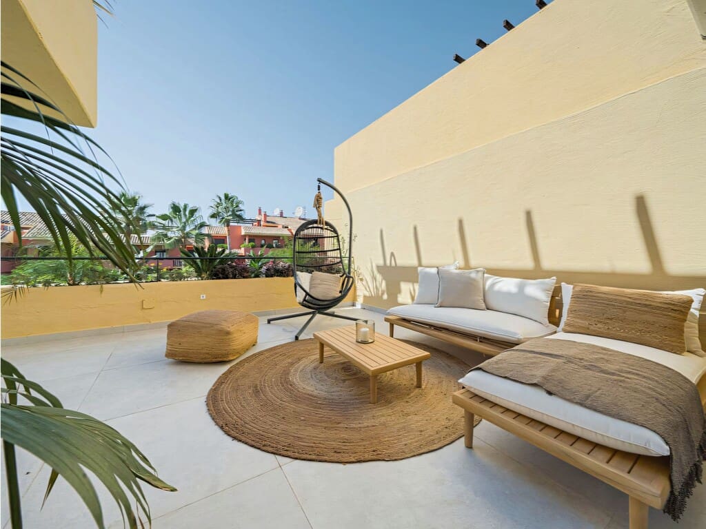 3 soverom Penthouse til salgs i New Golden Mile med svømmebasseng garasje - € 995 000 (Ref: 9719413)