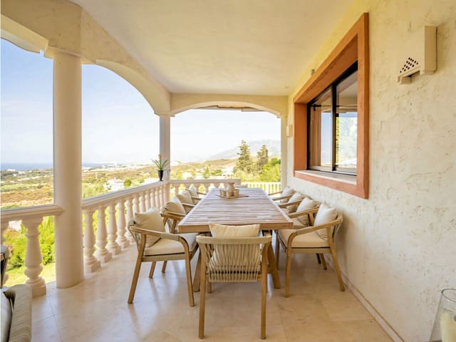 5 camera da letto Villa in vendita in El Rosario, Marbella con piscina - 2.950.000 € (Rif: 9721039)