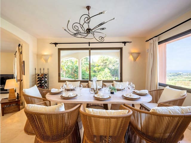 5 camera da letto Villa in vendita in El Rosario, Marbella con piscina - 2.950.000 € (Rif: 9721039)